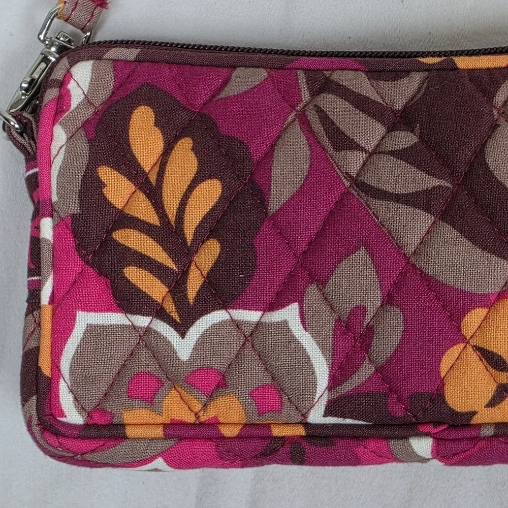 Vera Bradley Floral Quilted Wristlet Clutch Pink Brown Zip Pouch